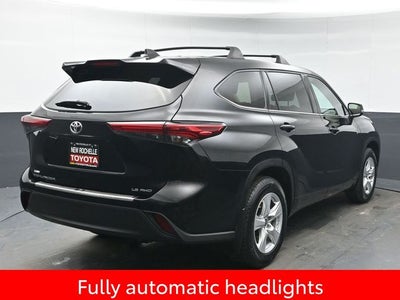 2022 Toyota Highlander LE