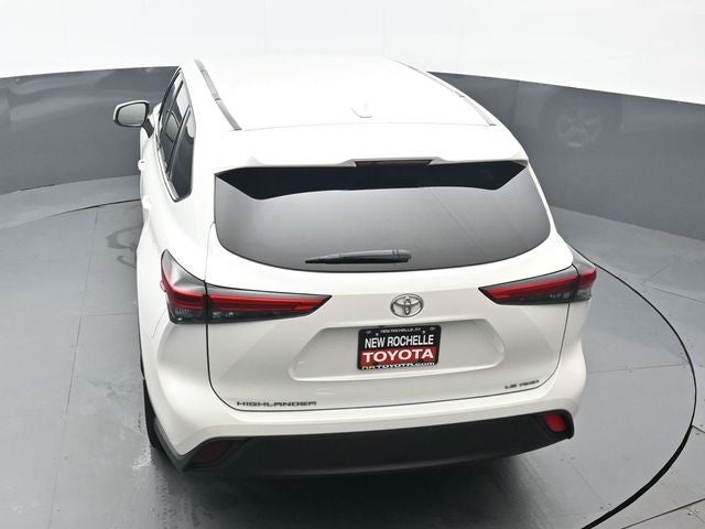 2021 Toyota Highlander LE