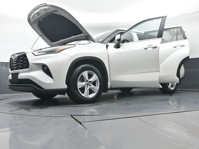 2021 Toyota Highlander LE