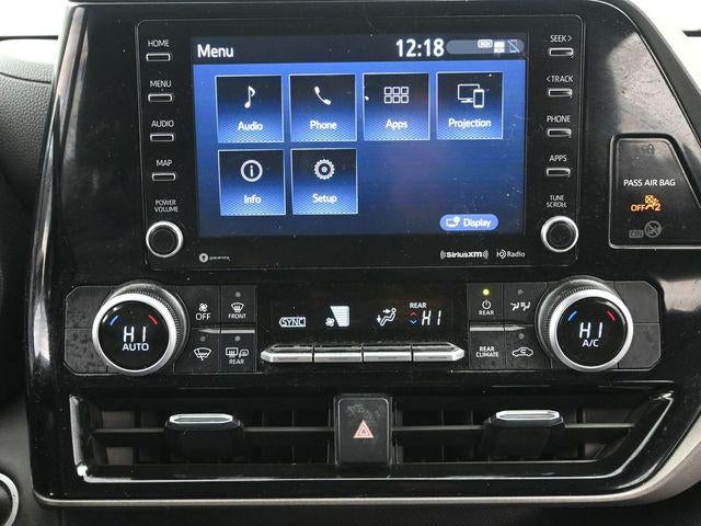 2021 Toyota Highlander LE