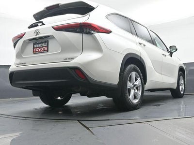 2021 Toyota Highlander LE