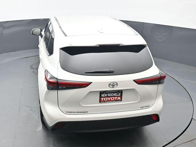 2021 Toyota Highlander LE
