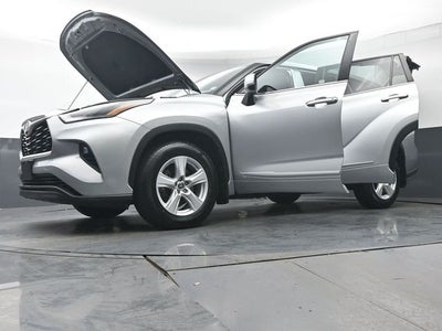 2022 Toyota Highlander LE