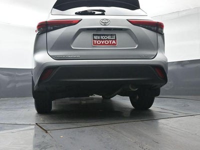 2022 Toyota Highlander LE