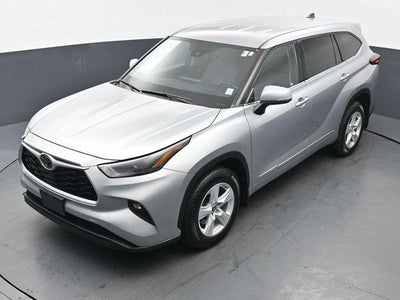 2022 Toyota Highlander LE