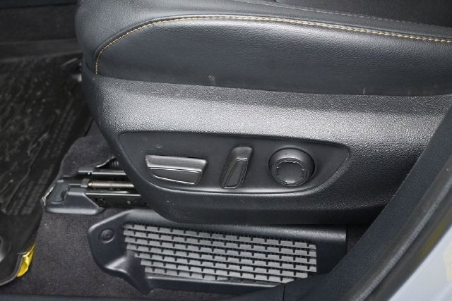 2025 Toyota Sienna Woodland Edition 7 Passenger