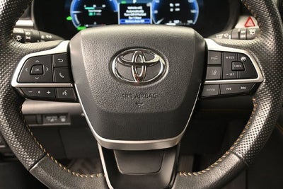 2025 Toyota Sienna Woodland Edition 7 Passenger