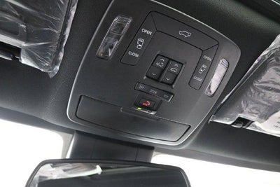 2025 Toyota Sienna Woodland Edition 7 Passenger