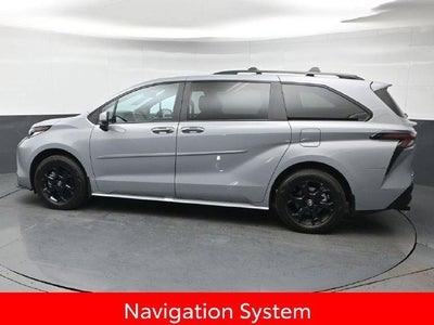 2025 Toyota Sienna Woodland Edition 7 Passenger
