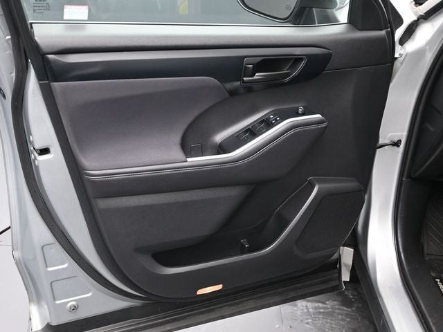 2020 Toyota Highlander L