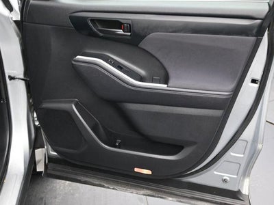 2020 Toyota Highlander L