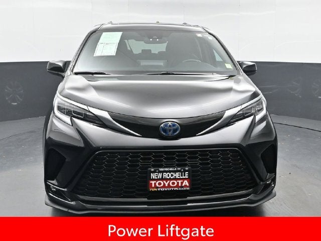 2023 Toyota Sienna XSE 7 Passenger