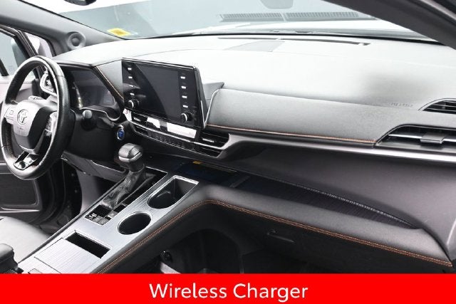 2023 Toyota Sienna XSE 7 Passenger