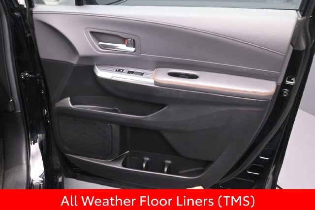 2023 Toyota Sienna XSE 7 Passenger