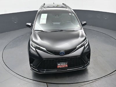 2023 Toyota Sienna XSE 7 Passenger