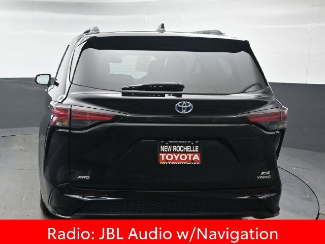 2023 Toyota Sienna XSE 7 Passenger