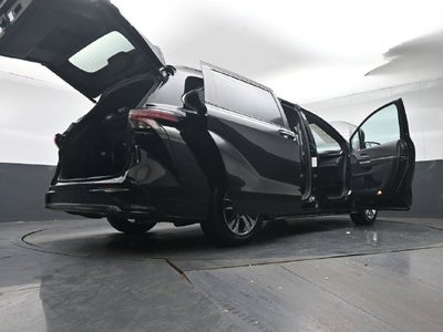 2023 Toyota Sienna XSE 7 Passenger