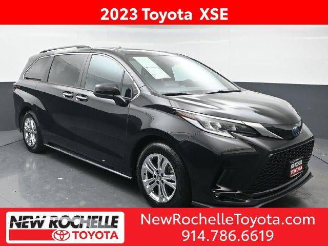 2023 Toyota Sienna XSE 7 Passenger