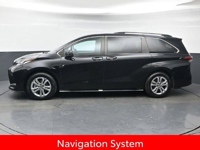 2023 Toyota Sienna XSE 7 Passenger
