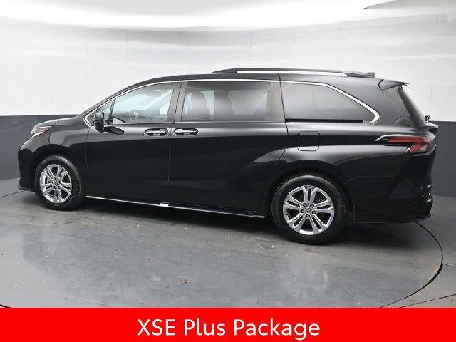 2023 Toyota Sienna XSE 7 Passenger
