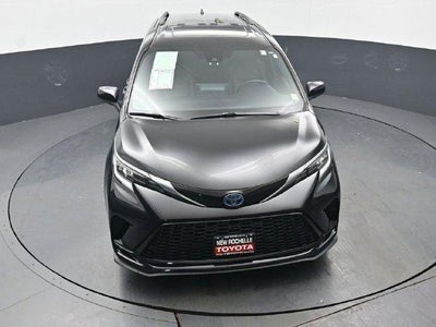 2023 Toyota Sienna XSE 7 Passenger