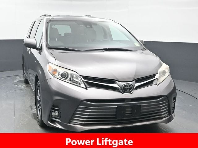 2018 Toyota Sienna XLE 7 Passenger