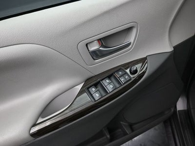 2018 Toyota Sienna XLE 7 Passenger
