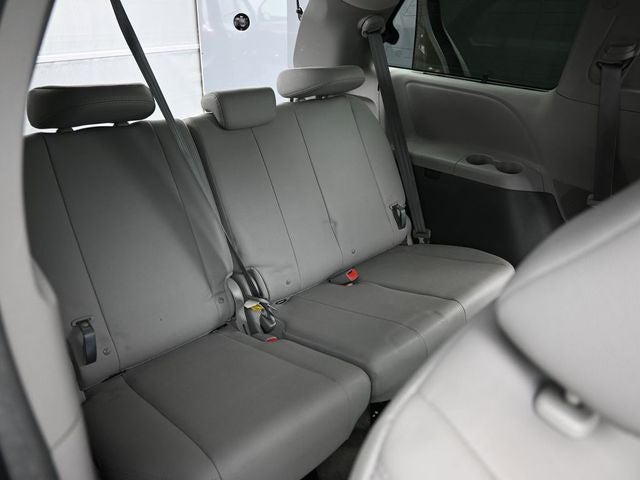 2018 Toyota Sienna XLE 7 Passenger