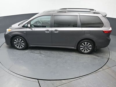 2018 Toyota Sienna XLE 7 Passenger