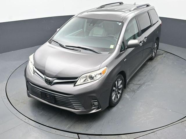 2018 Toyota Sienna XLE 7 Passenger