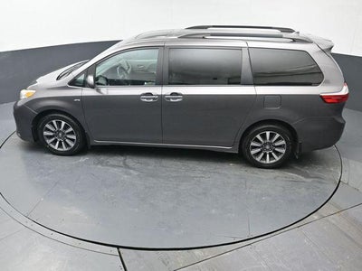 2018 Toyota Sienna XLE 7 Passenger