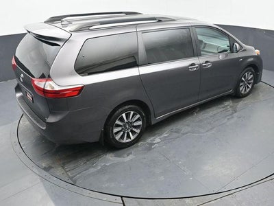 2018 Toyota Sienna XLE 7 Passenger