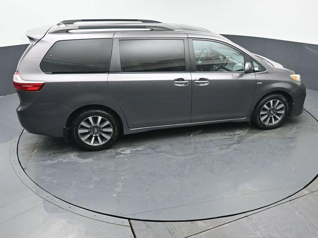 2018 Toyota Sienna XLE 7 Passenger