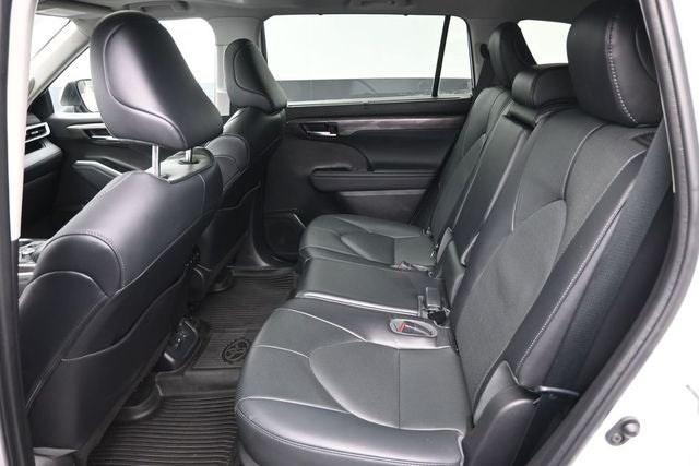 2022 Toyota Highlander Limited