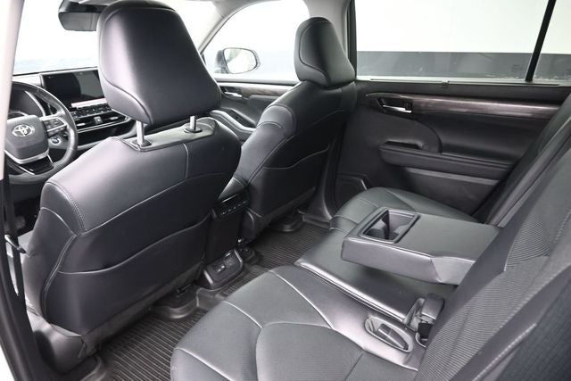 2022 Toyota Highlander Limited