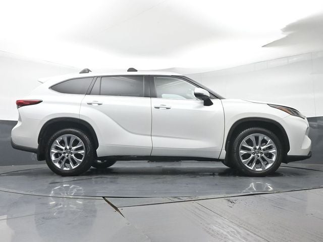 2022 Toyota Highlander Limited