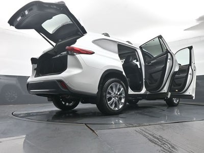 2022 Toyota Highlander Limited