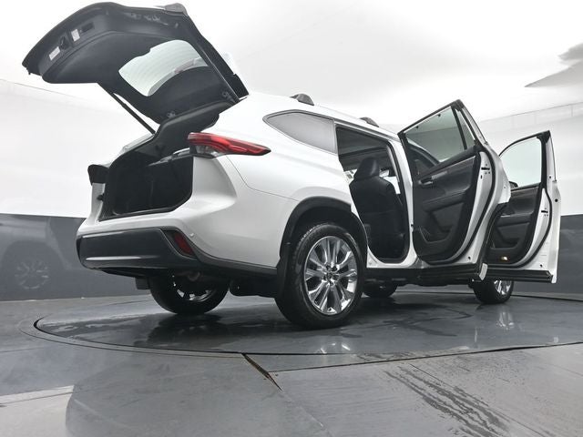 2022 Toyota Highlander Limited