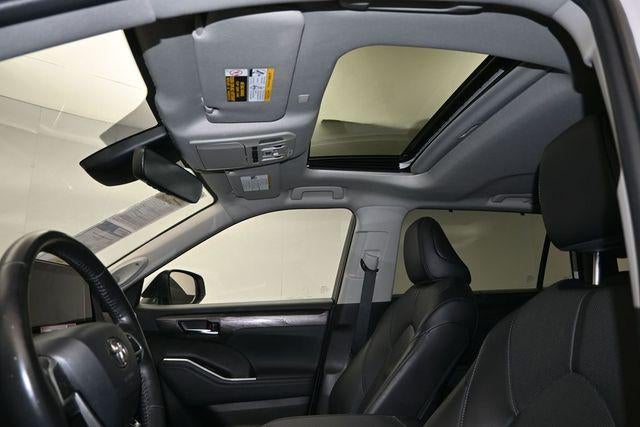 2022 Toyota Highlander Limited