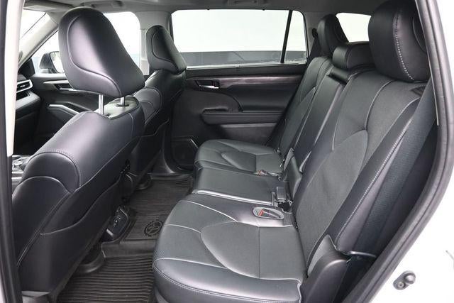 2022 Toyota Highlander Limited