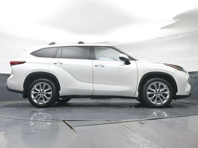 2022 Toyota Highlander Limited