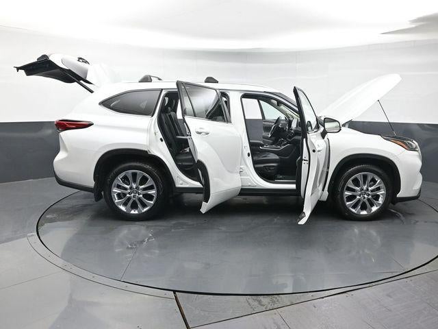 2022 Toyota Highlander Limited