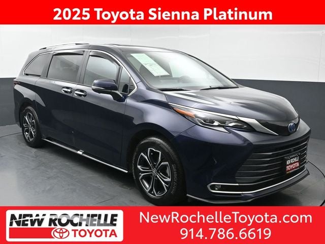 2025 Toyota Sienna Platinum 7 Passenger