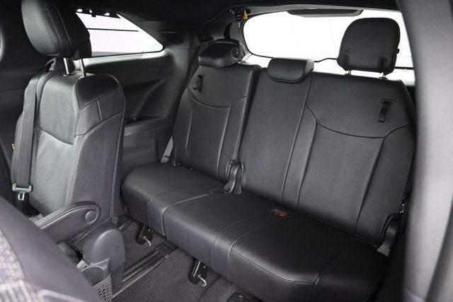 2025 Toyota Sienna Platinum 7 Passenger