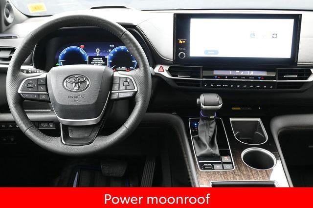 2025 Toyota Sienna Platinum 7 Passenger
