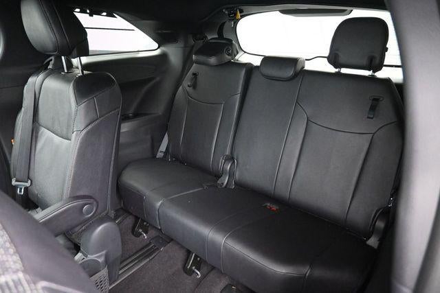 2025 Toyota Sienna Platinum 7 Passenger