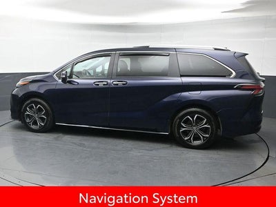 2025 Toyota Sienna Platinum 7 Passenger