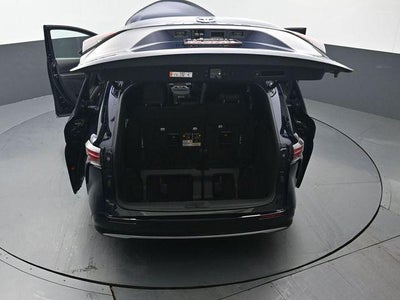 2025 Toyota Sienna Platinum 7 Passenger