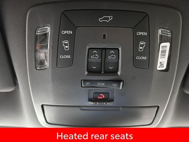 2024 Toyota Sienna Platinum 7 Passenger