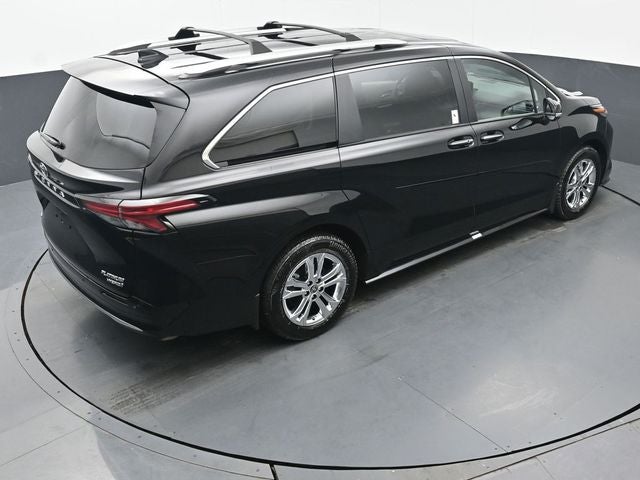 2024 Toyota Sienna Platinum 7 Passenger